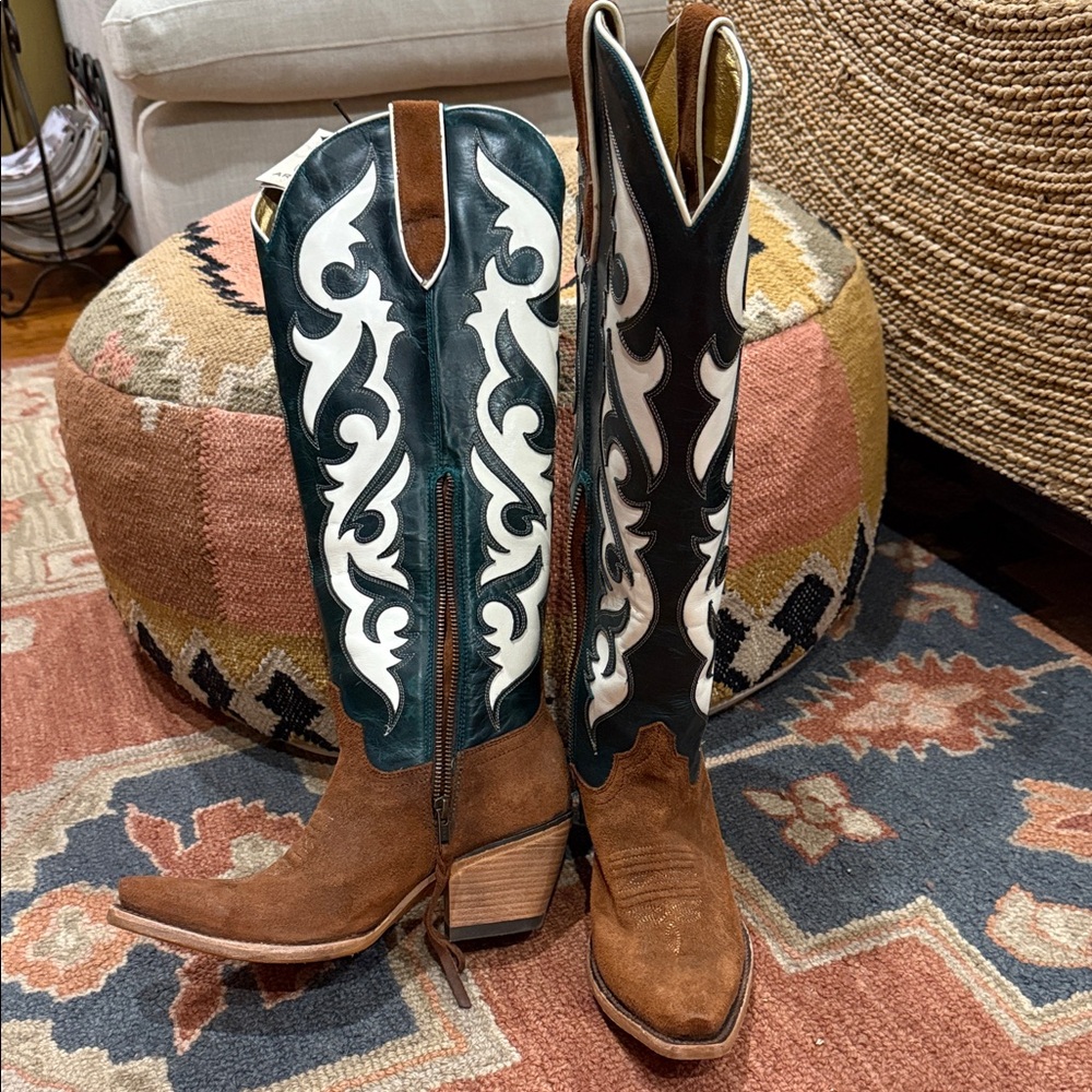 Ariat Turquoise and Brown Terracotta Suede Western Boot